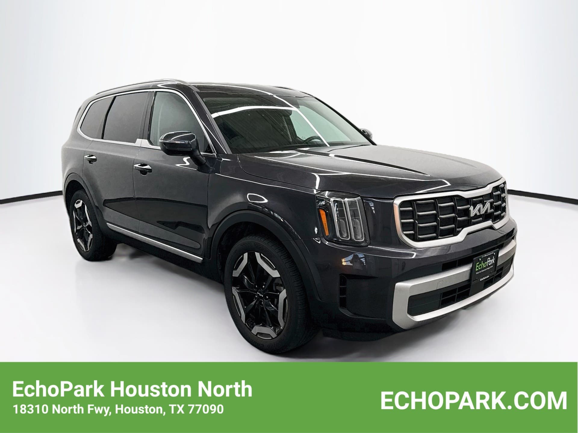 2025 Kia Telluride S — photo 1 of 33