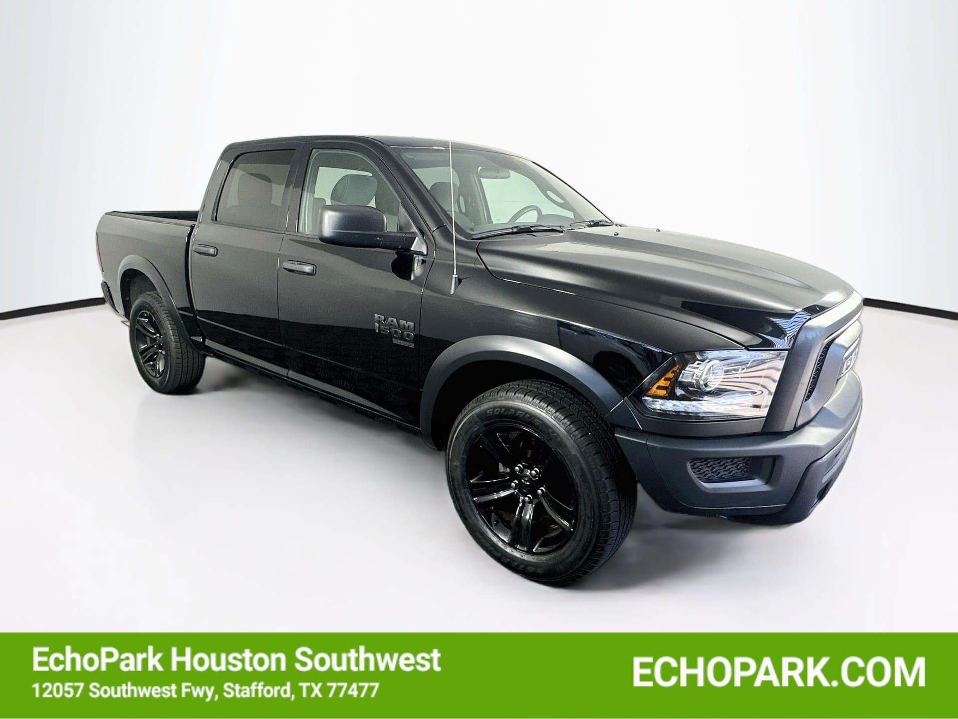 2024 RAM 1500 Classic SLT — photo 1 of 27