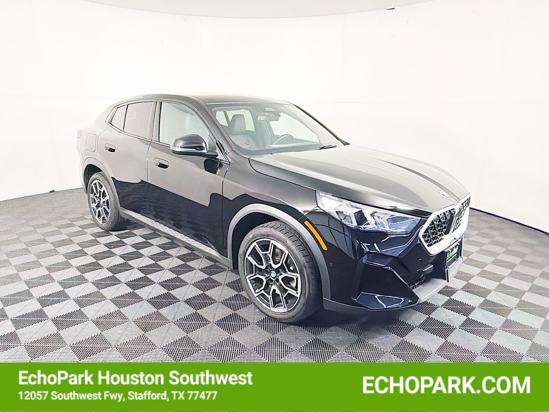 2026 BMW X2 xDrive28i — photo 1 of 33