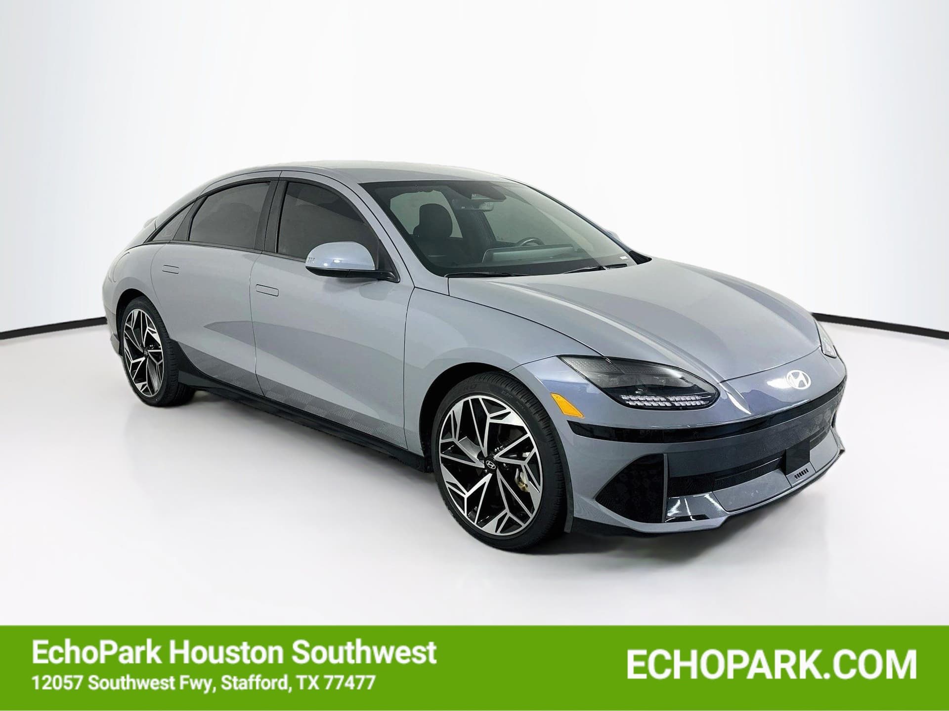2023 Hyundai IONIQ 6 SEL — photo 1 of 32