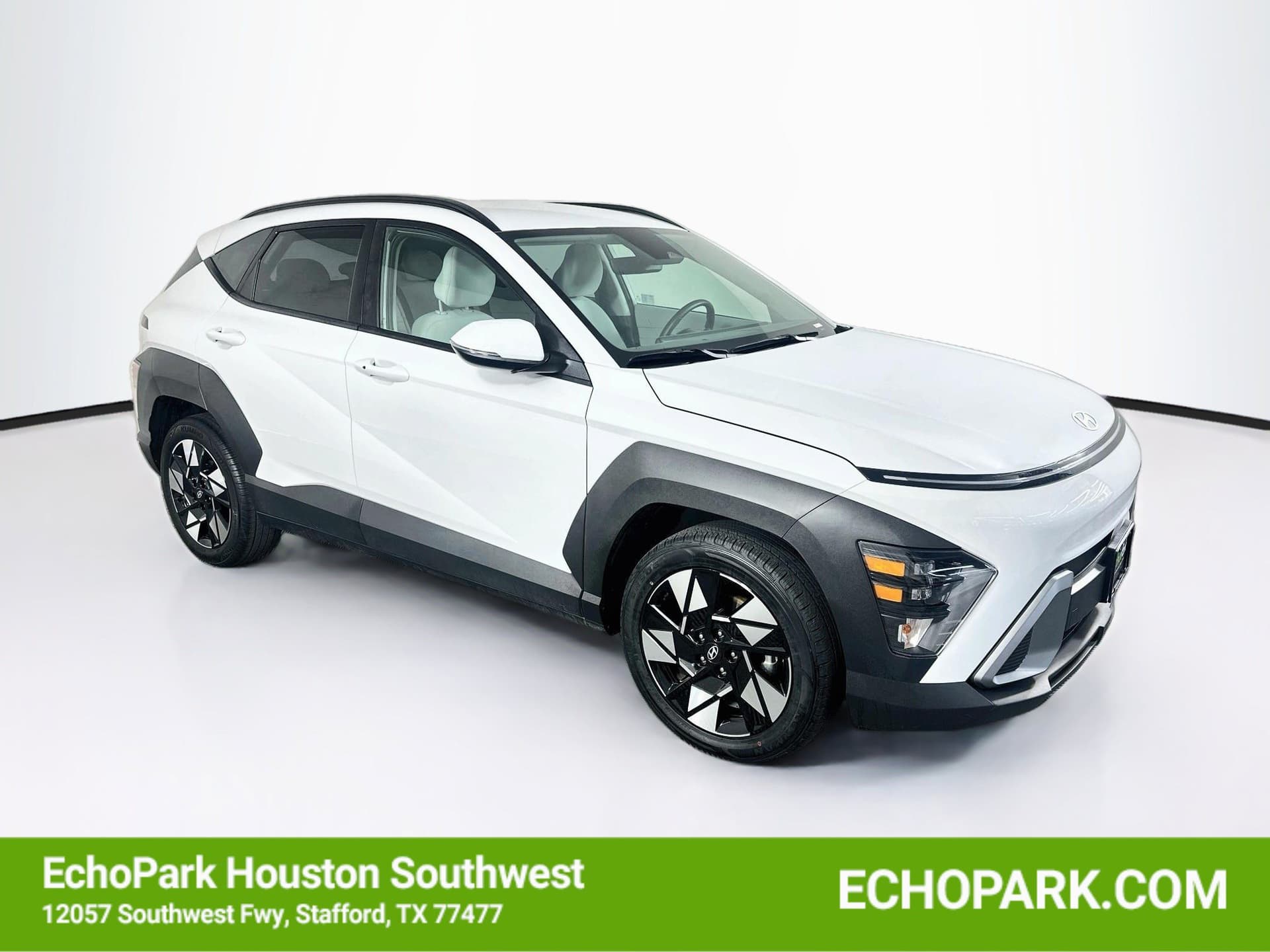 2025 Hyundai Kona SEL — photo 1 of 28