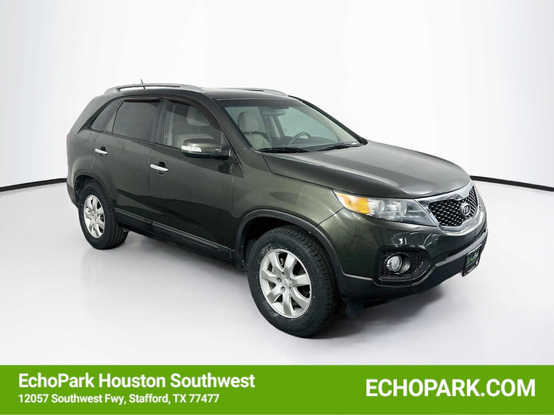 2011 Kia Sorento LX — photo 1 of 30