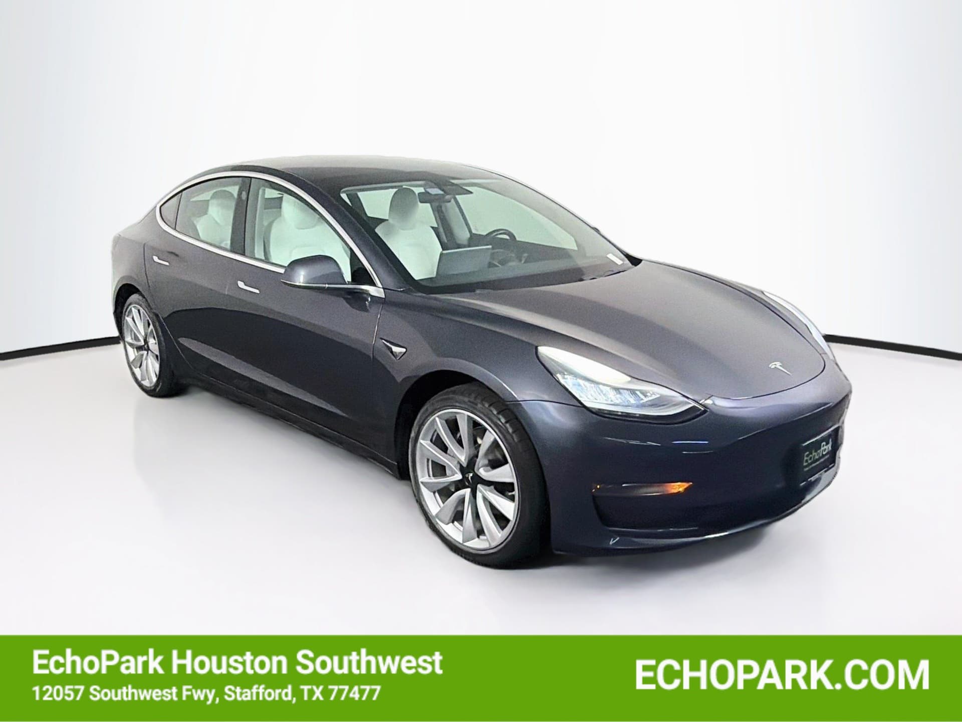 2019 Tesla Model 3 Standard Range Plus — photo 1 of 32