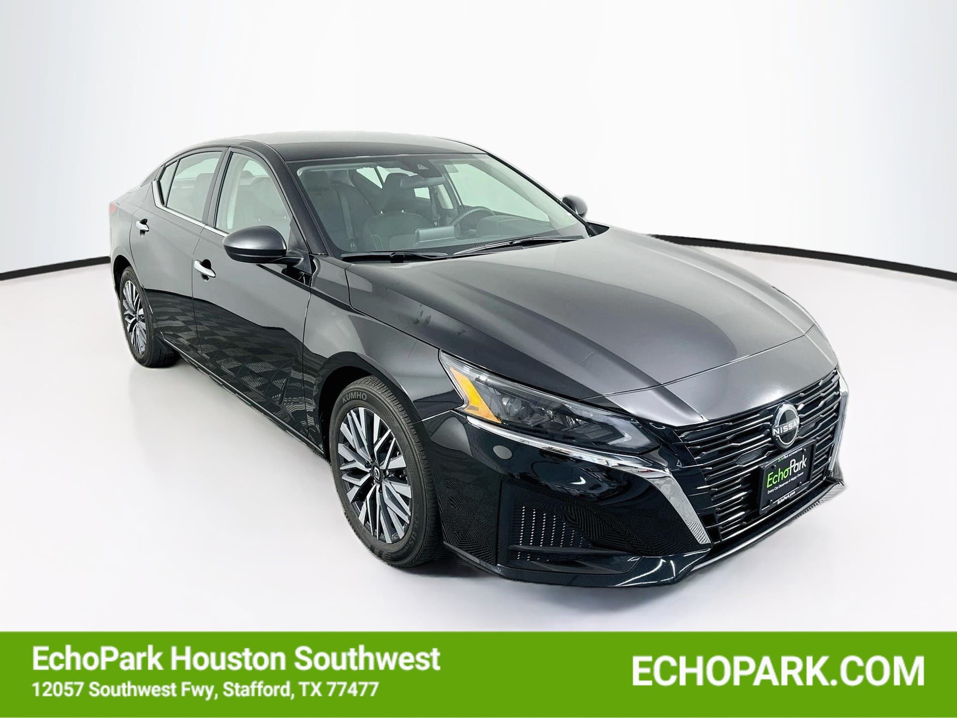 2024 Nissan Altima 2.5 SV — photo 1 of 29