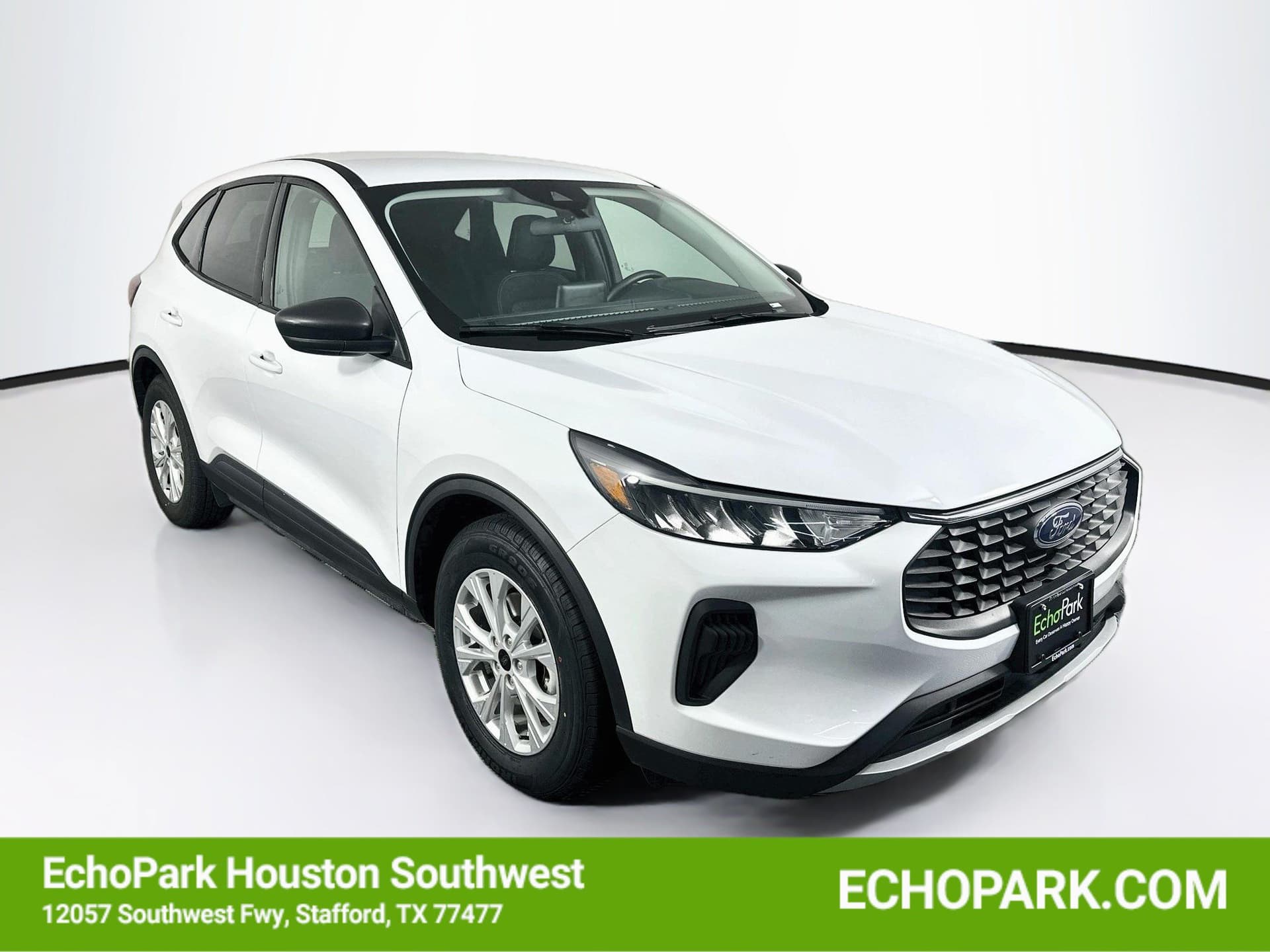 2025 Ford Escape Active — photo 1 of 31