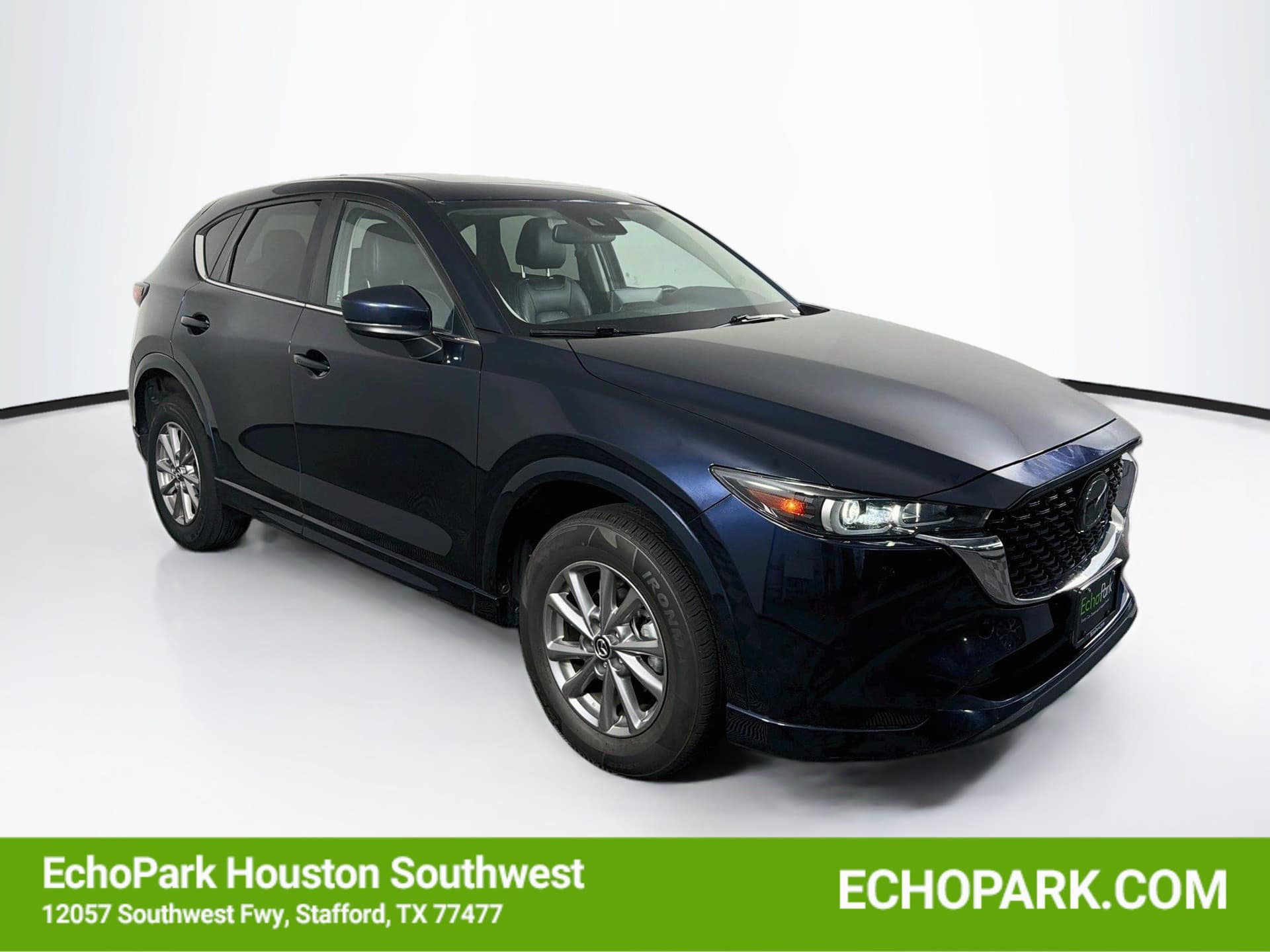 2025 Mazda CX-5 2.5 S Preferred Package — photo 1 of 33