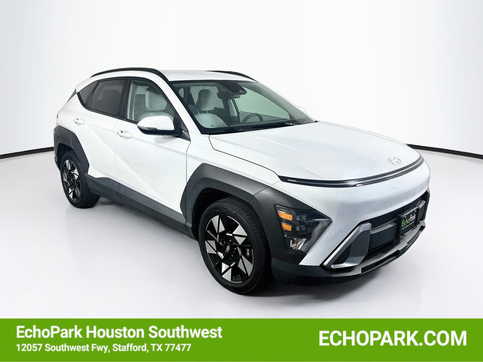 2025 Hyundai Kona SEL — photo 1 of 31