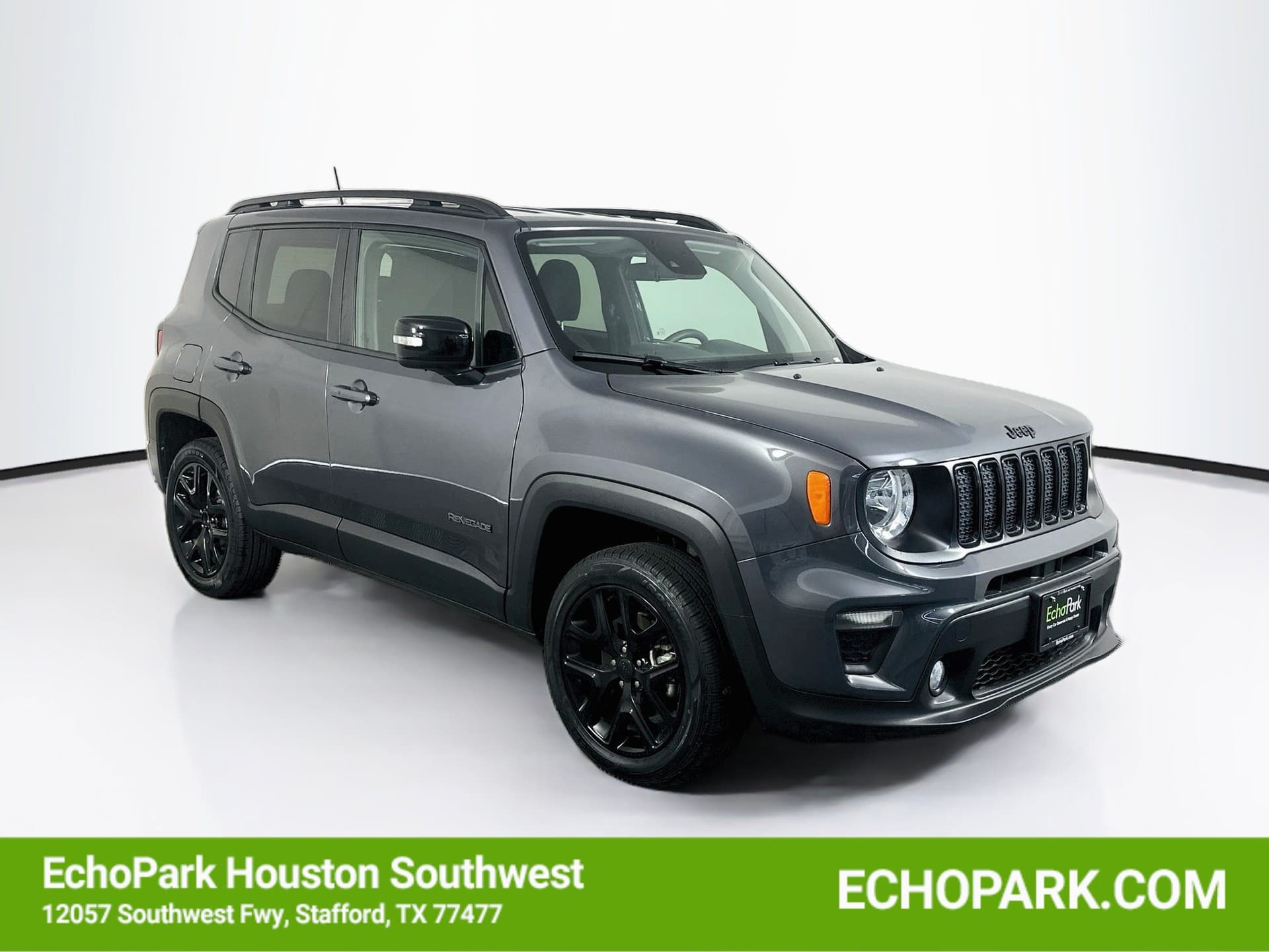 2023 Jeep Renegade Latitude — photo 1 of 30