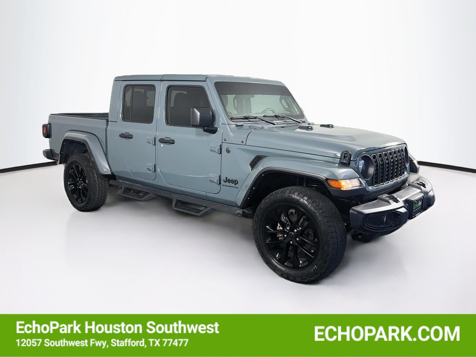 2024 Jeep Gladiator Sport — photo 1 of 29