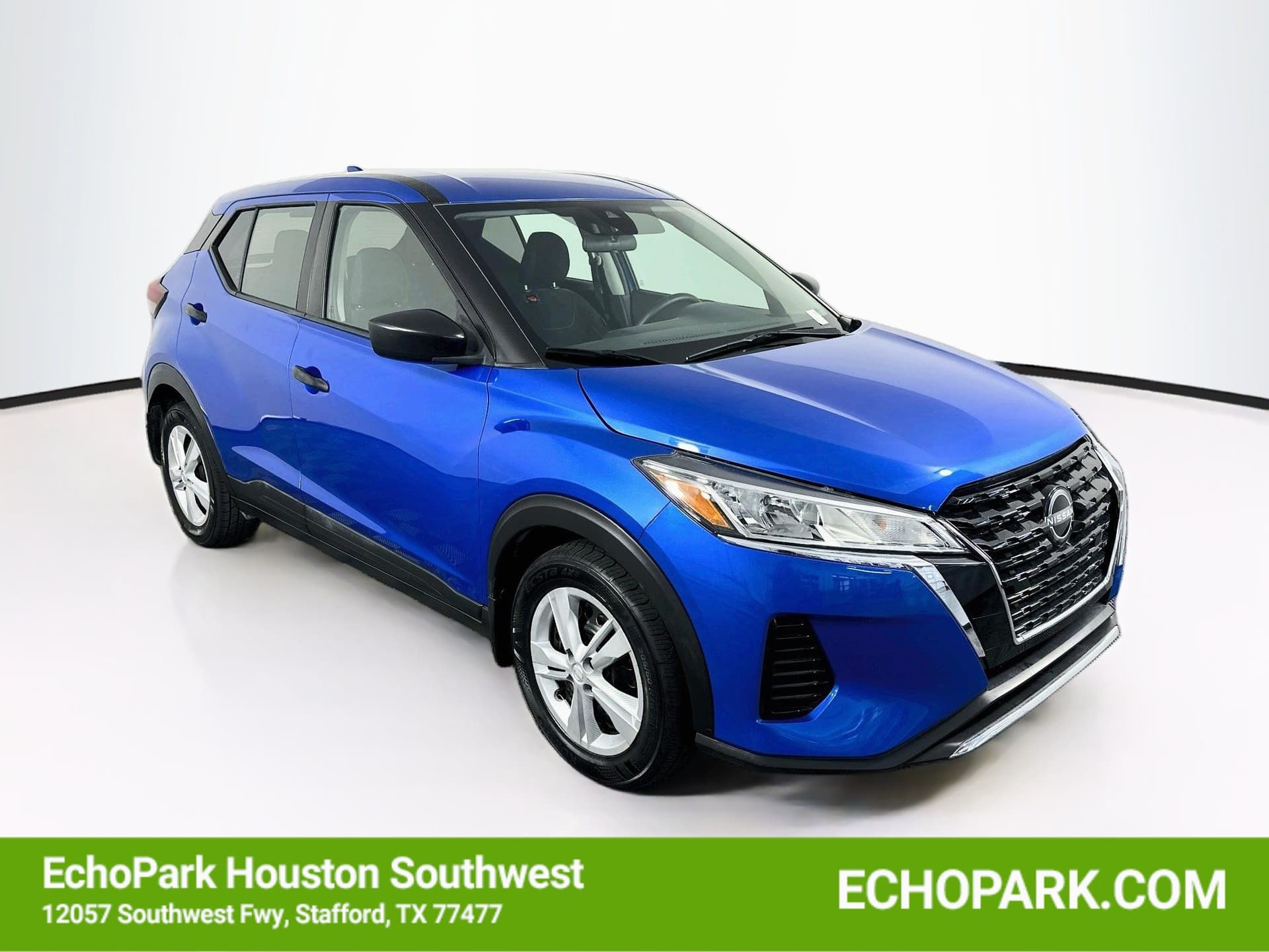 2022 Nissan Kicks S — photo 1 of 29