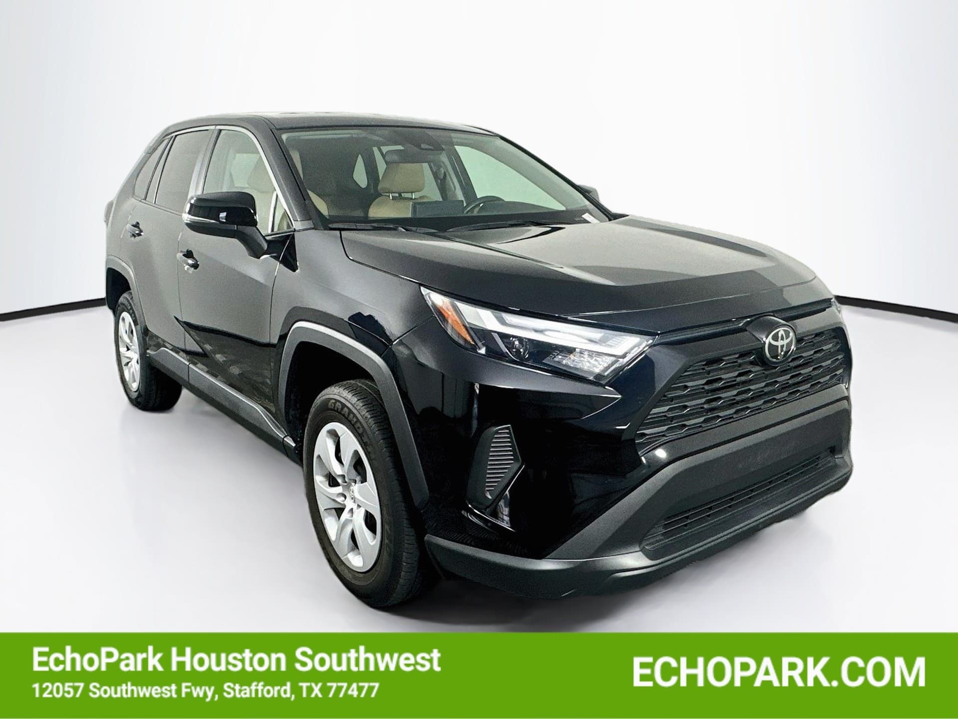 2025 Toyota RAV4 LE — photo 1 of 30