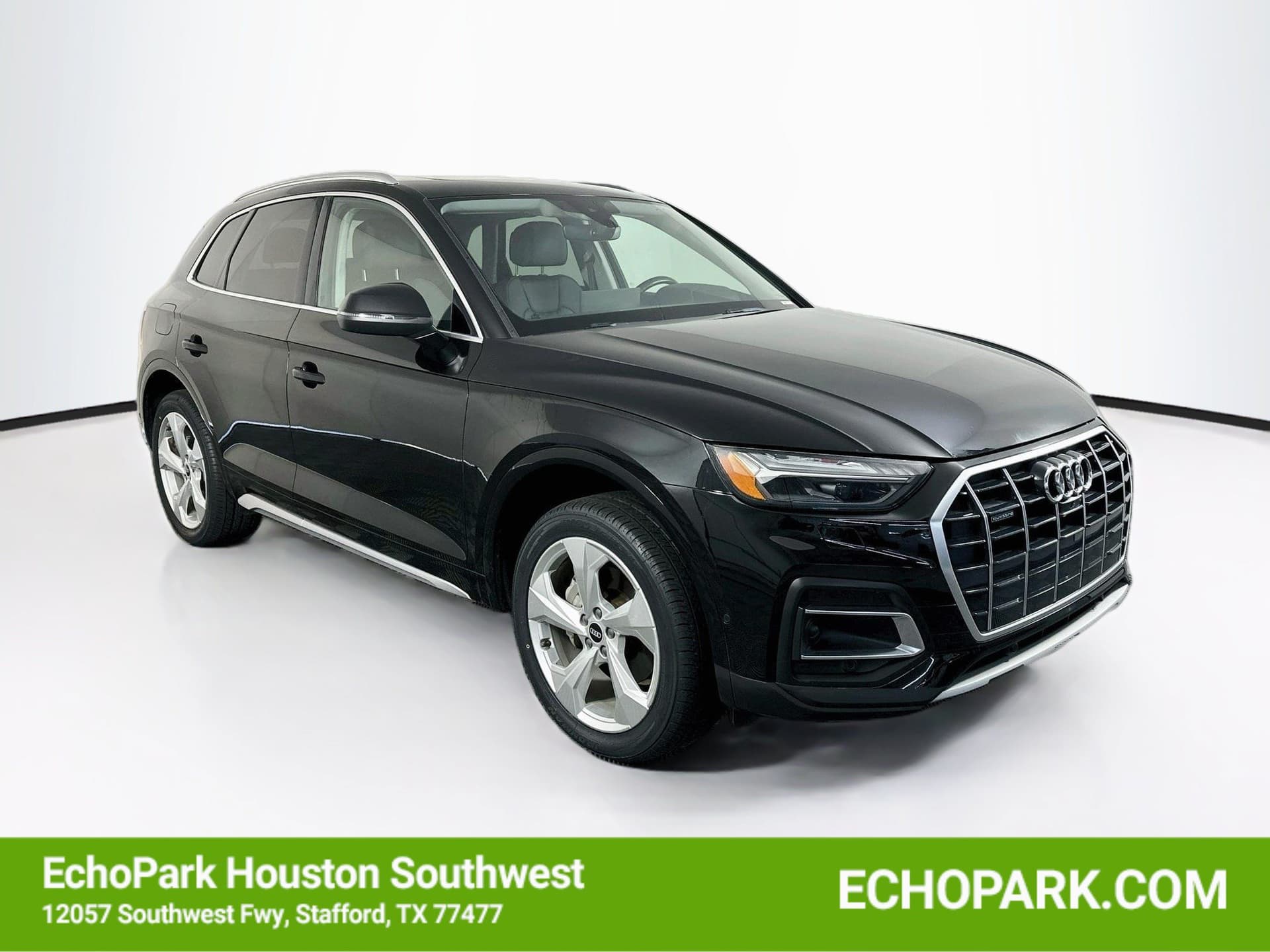 2021 Audi Q5 Prestige — photo 1 of 32