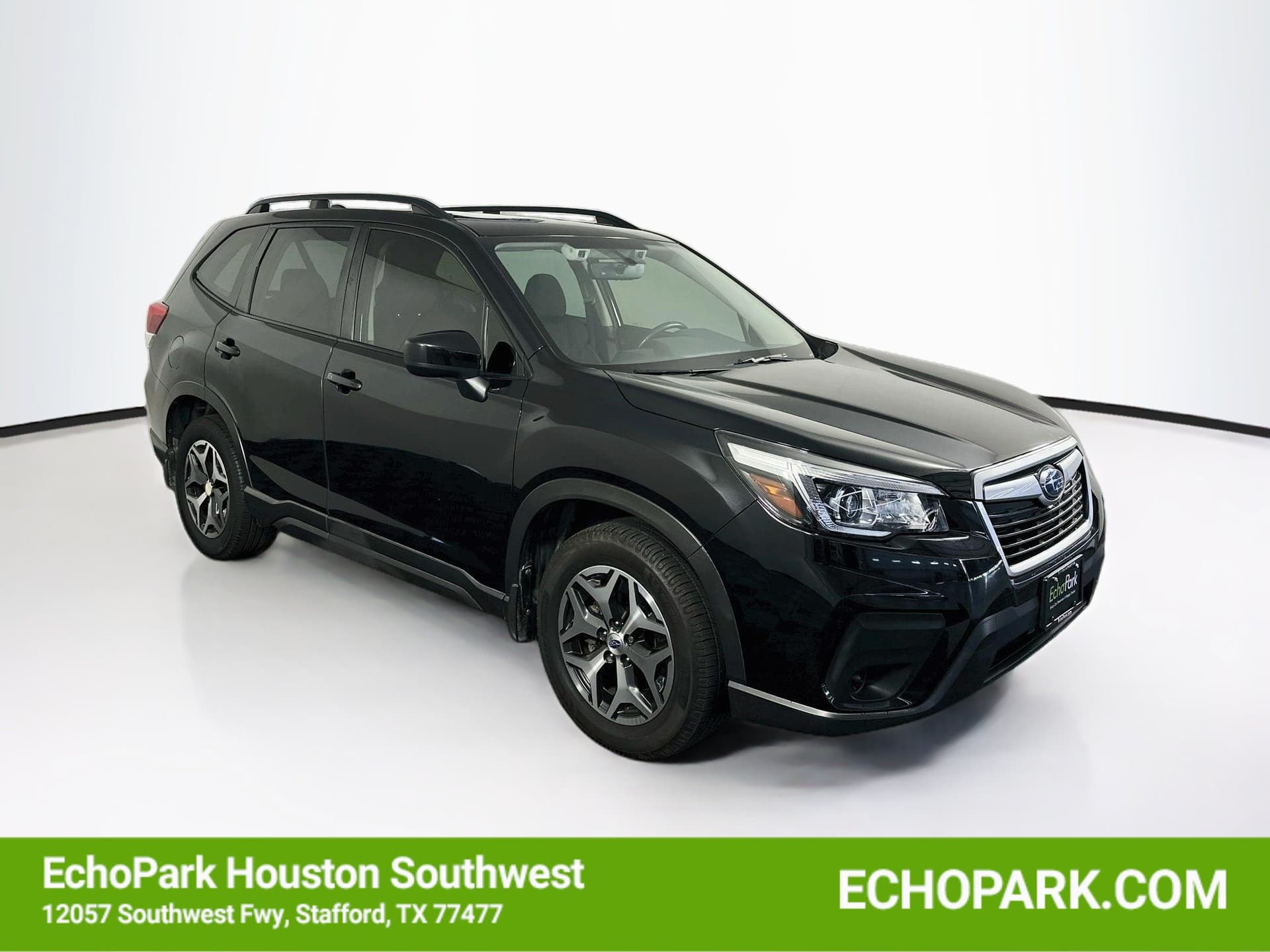 2020 Subaru Forester Premium — photo 1 of 32