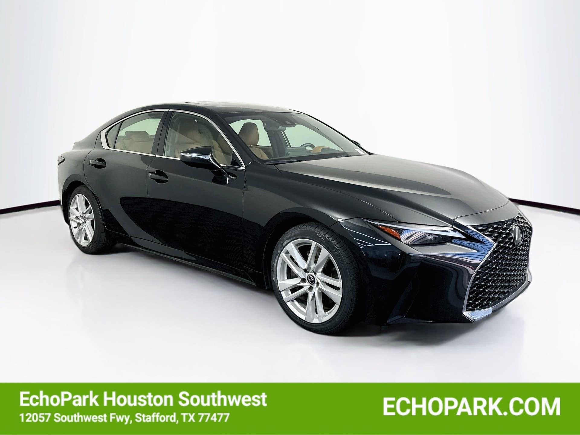 2024 Lexus IS 300 Base — photo 1 of 32