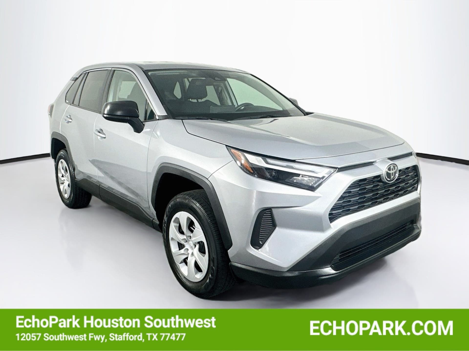 2025 Toyota RAV4 LE — photo 1 of 29