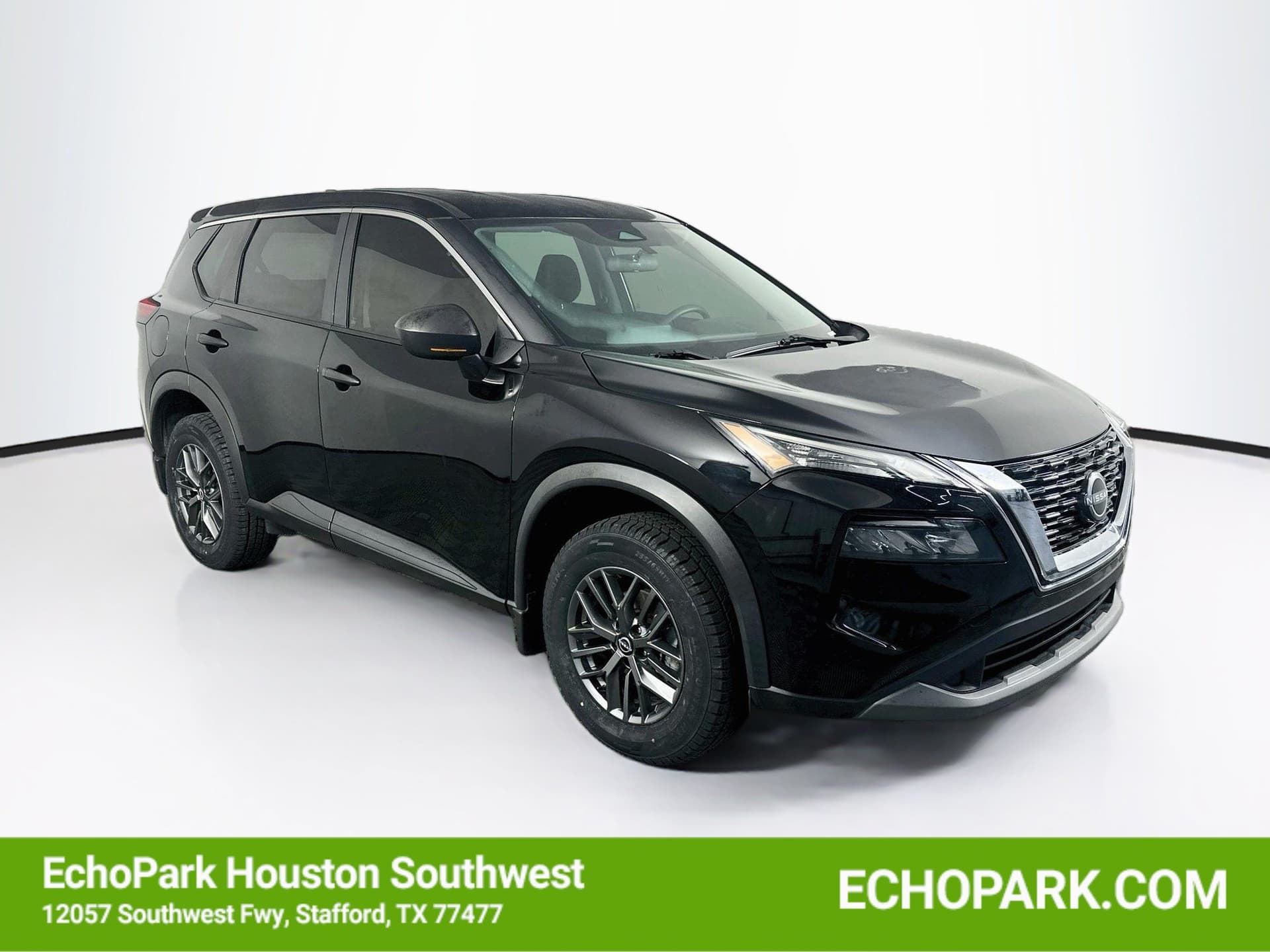 2023 Nissan Rogue S — photo 1 of 30