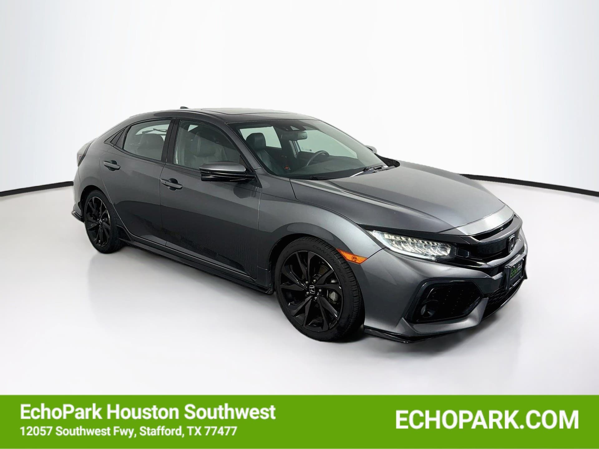 2017 Honda Civic Hatchback Sport Touring — photo 1 of 31