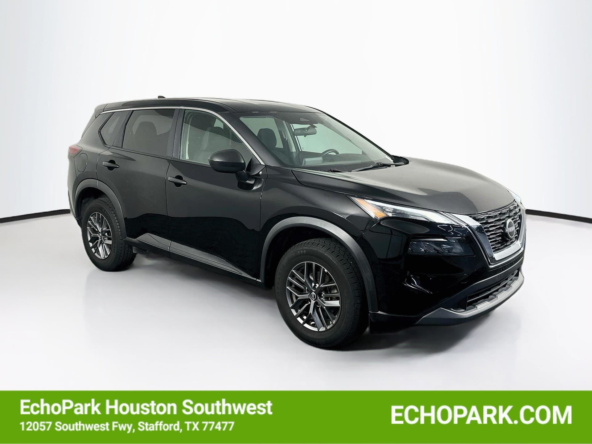 2023 Nissan Rogue S — photo 1 of 30