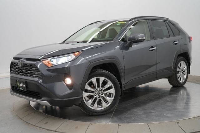 2019 Toyota RAV4 Limited — photo 1 of 59