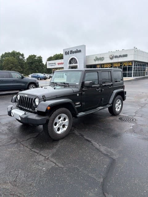2015 Jeep Wrangler Sahara — photo 1 of 9
