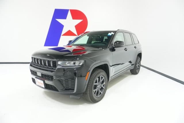 2027 Jeep Grand Cherokee Laredo Altitude — photo 1 of 53