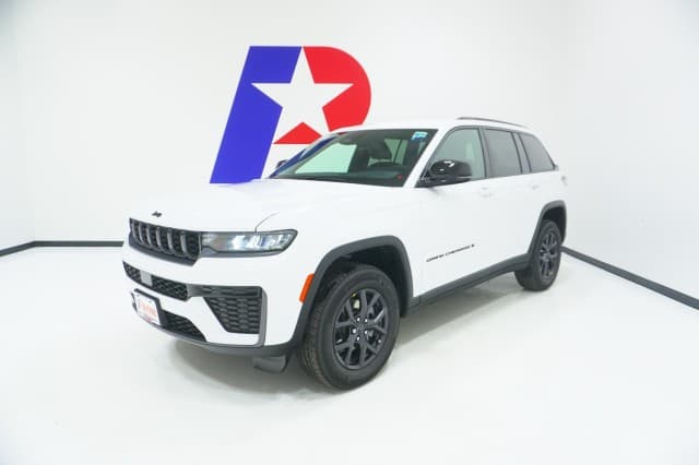2027 Jeep Grand Cherokee Base — photo 1 of 46
