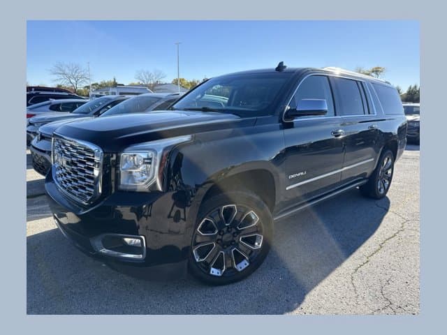 2019 GMC Yukon XL Denali — photo 1 of 12