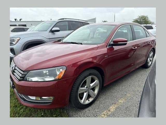 2015 Volkswagen Passat 1.8T Limited Edition — photo 1 of 8
