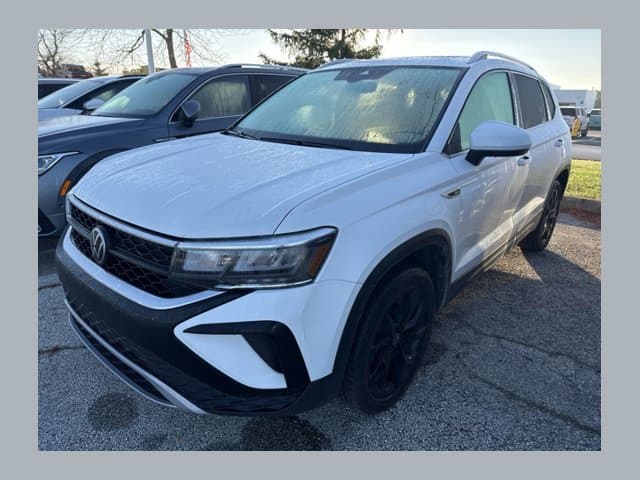 2023 Volkswagen Taos Base — photo 1 of 11