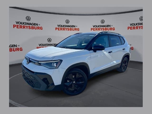 2026 Volkswagen Taos SE Black — photo 1 of 35