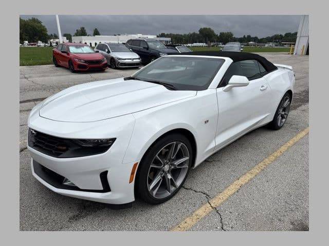 2023 Chevrolet Camaro 2LT — photo 1 of 12