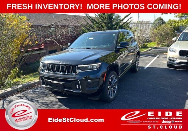 2023 Jeep Grand Cherokee Overland — photo 1 of 19