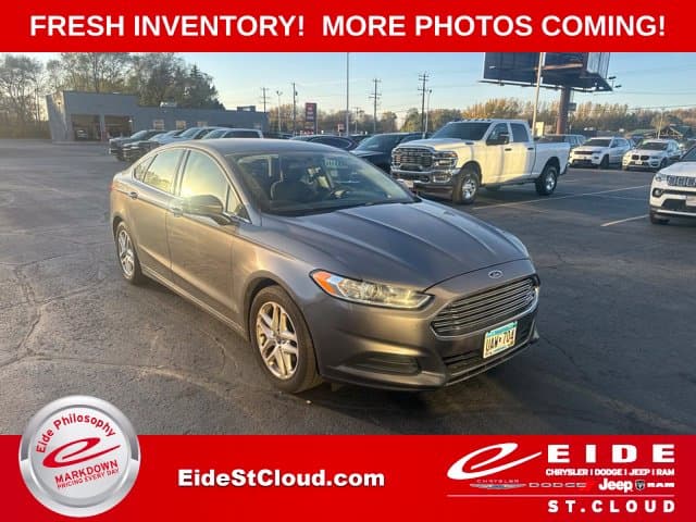 2014 Ford Fusion SE — photo 1 of 20