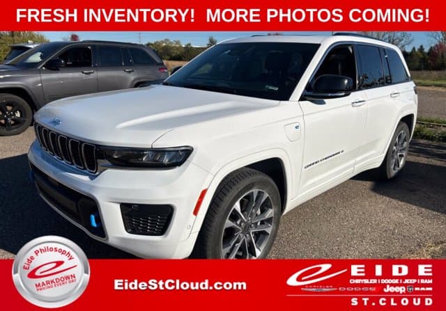 2024 Jeep Grand Cherokee Base — photo 1 of 19