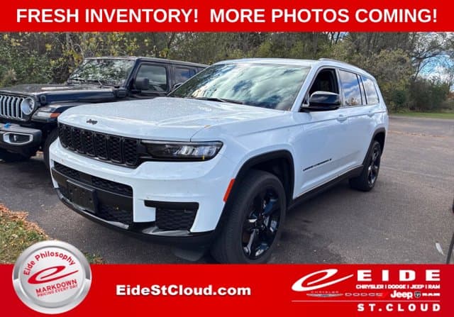 2024 Jeep Grand Cherokee L Altitude X — photo 1 of 19