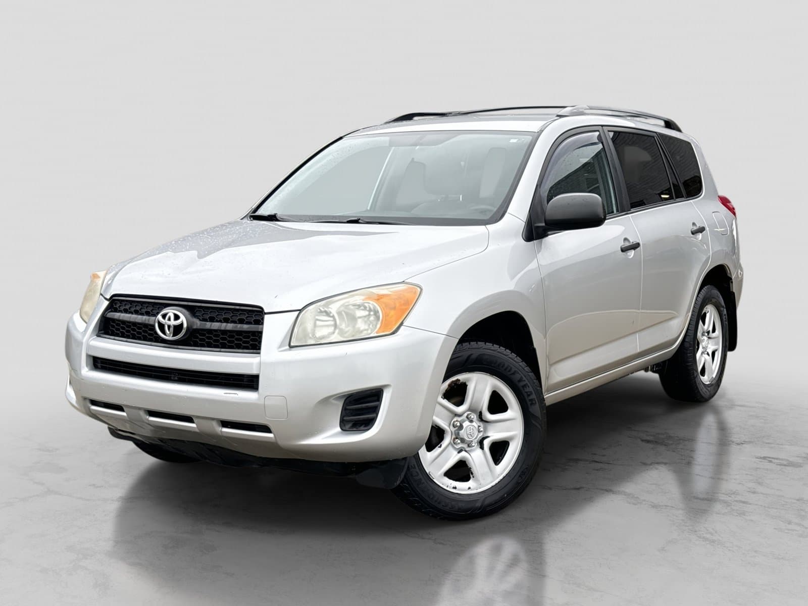 2011 Toyota RAV4 Base — photo 1 of 33