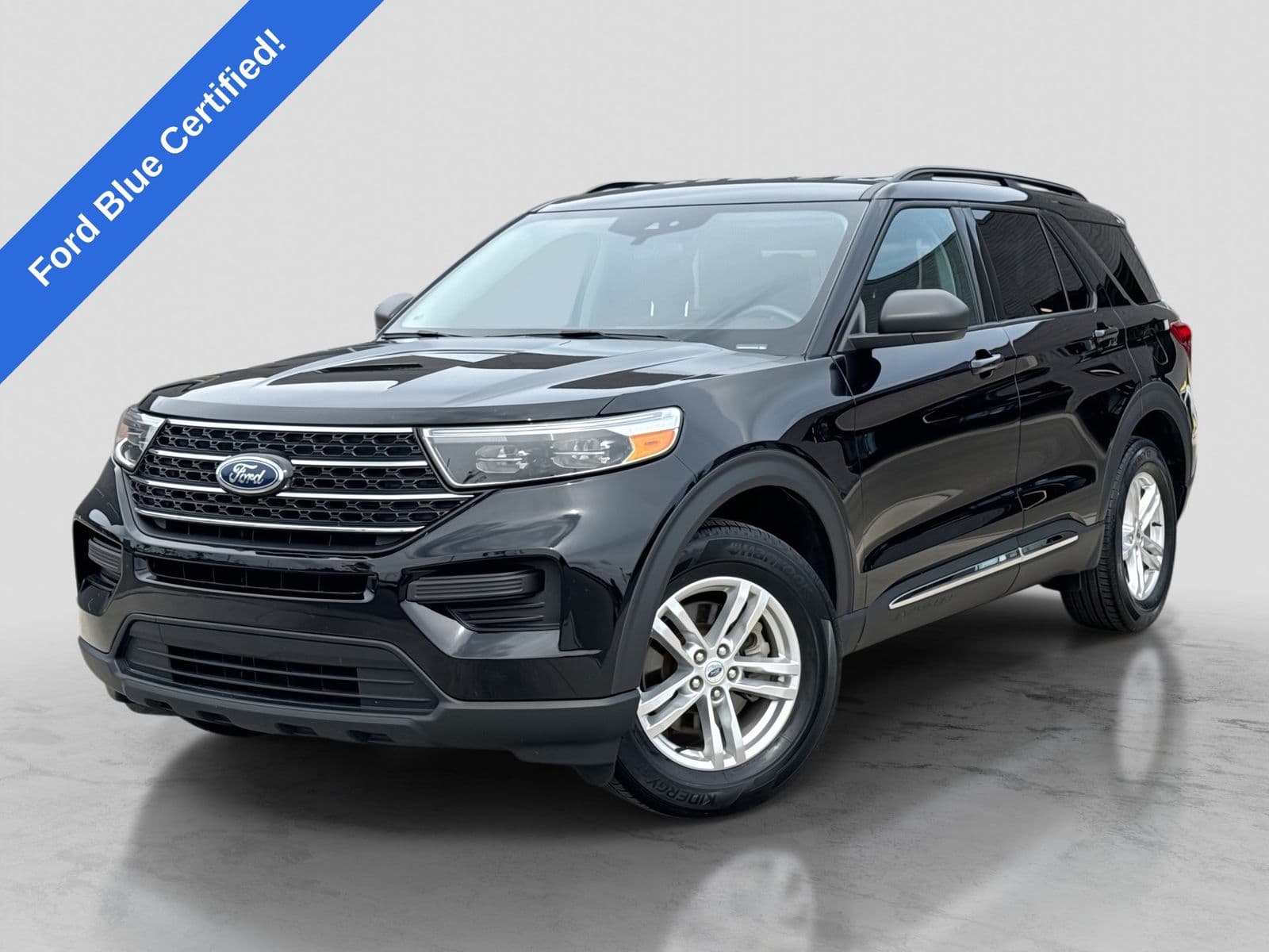 2023 Ford Explorer XLT — photo 1 of 41