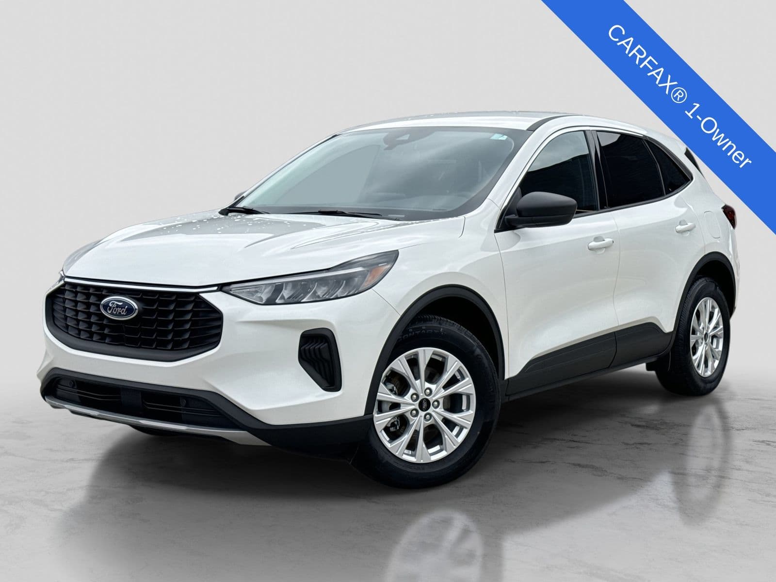 2023 Ford Escape Active — photo 1 of 38