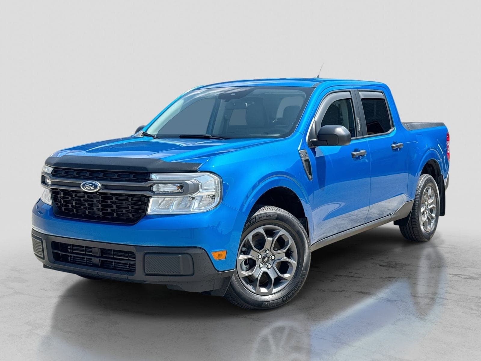 2022 Ford Maverick XLT — photo 1 of 38