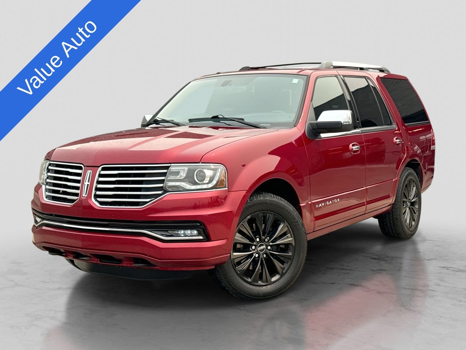 2015 Lincoln Navigator Base — photo 1 of 36