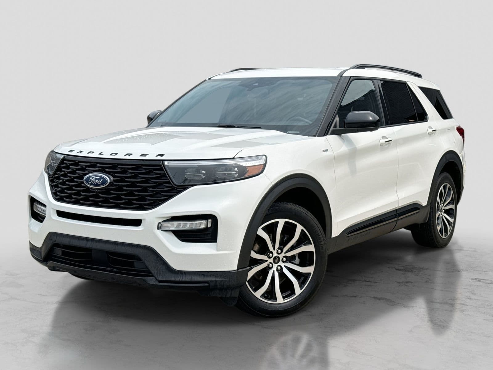 2023 Ford Explorer ST-Line — photo 1 of 41
