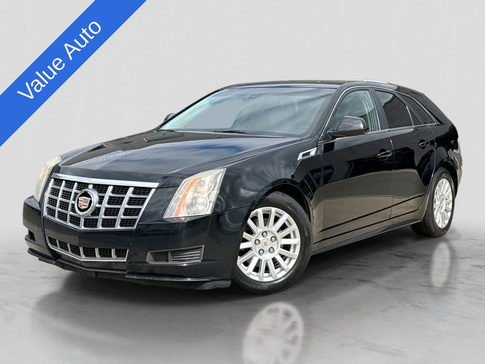 2012 Cadillac CTS Wagon Luxury — photo 1 of 40