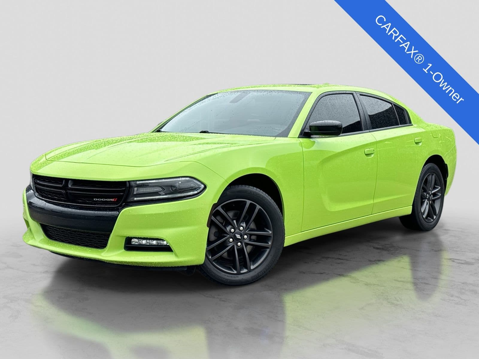 2019 Dodge Charger SXT — photo 1 of 41