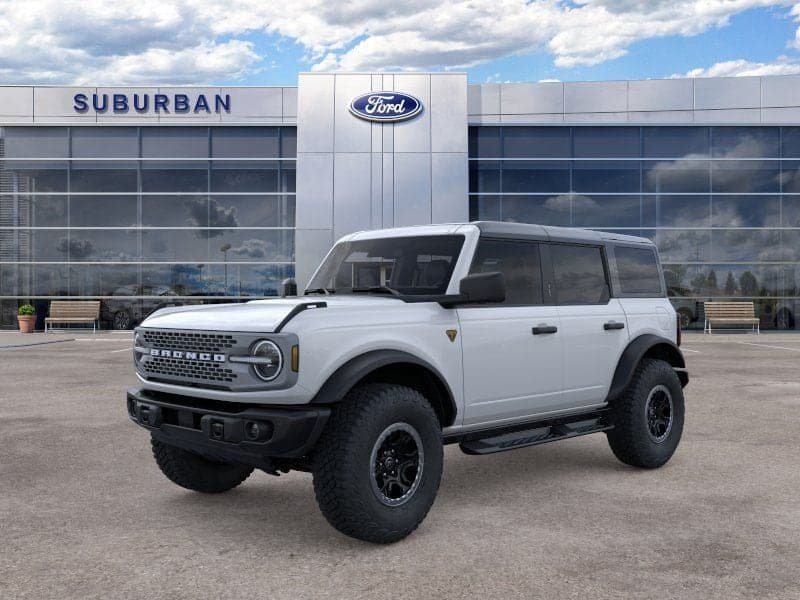2026 Ford Bronco Badlands — photo 1 of 33
