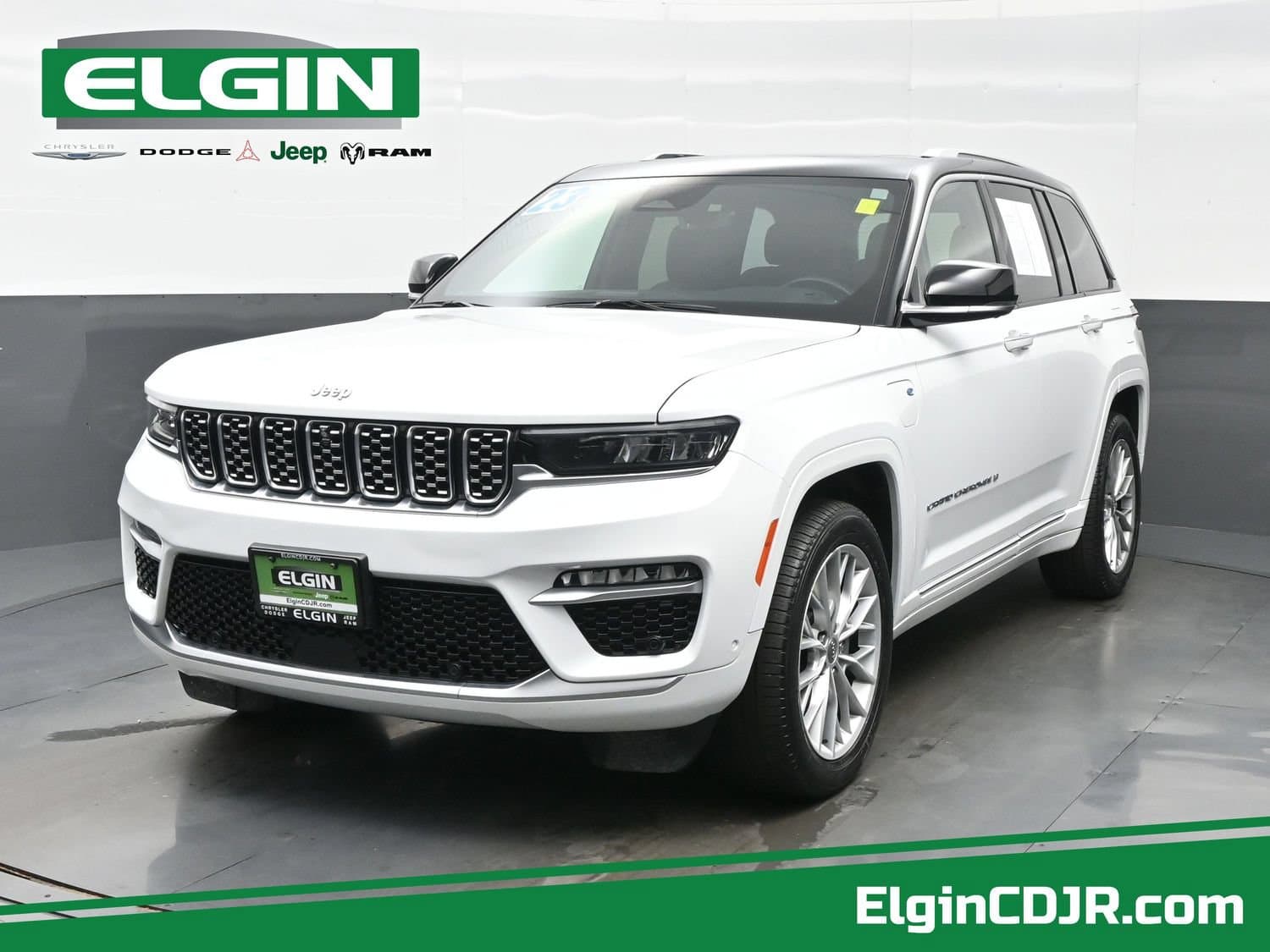 2023 Jeep Grand Cherokee 4xe Summit — photo 1 of 45