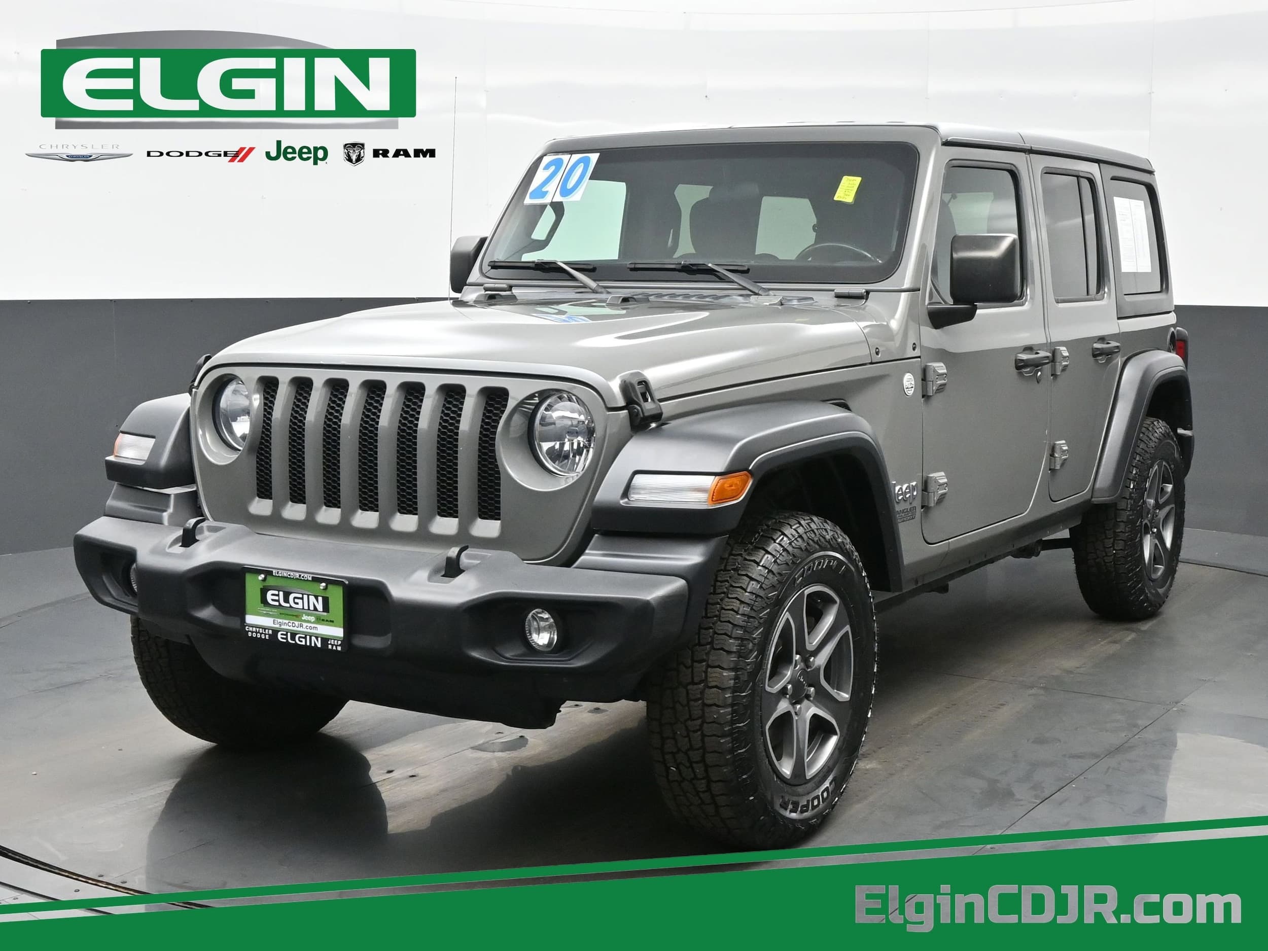 Foto de 2020 Jeep Wrangler Unlimited Sport 4X4