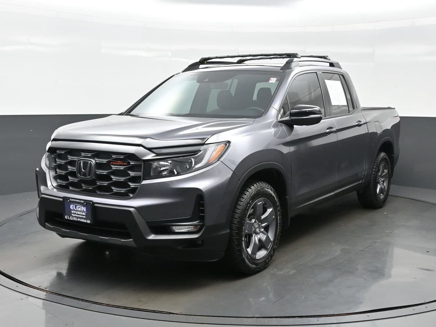 2025 Honda Ridgeline TrailSport — photo 1 of 41