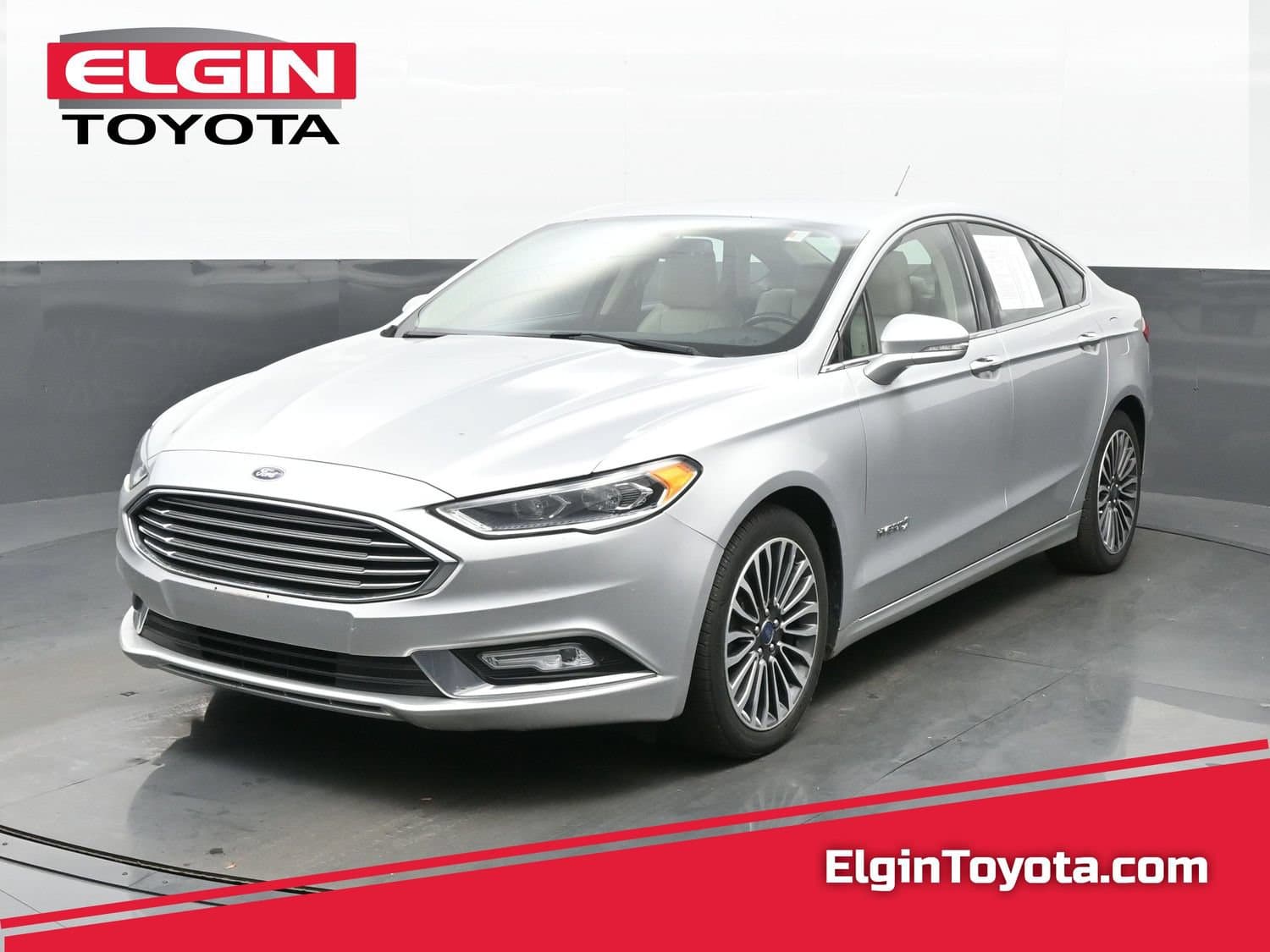 2018 Ford Fusion Hybrid Titanium — photo 1 of 38