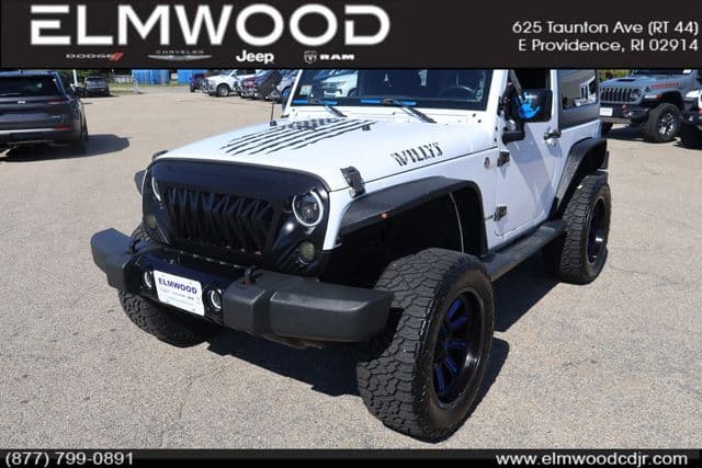 2015 Jeep Wrangler Sport — photo 1 of 17