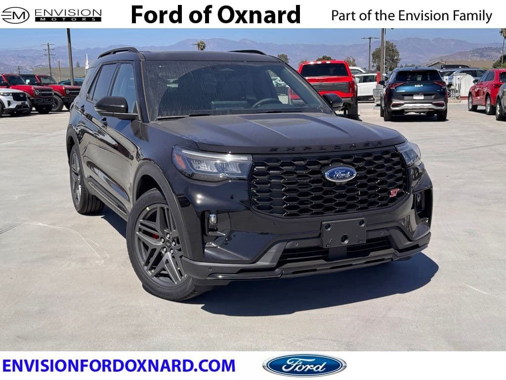 2026 Ford Explorer ST — photo 1 of 32